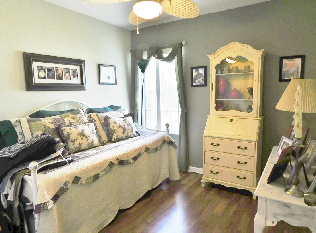 Photo of 5980 Azalea Cir