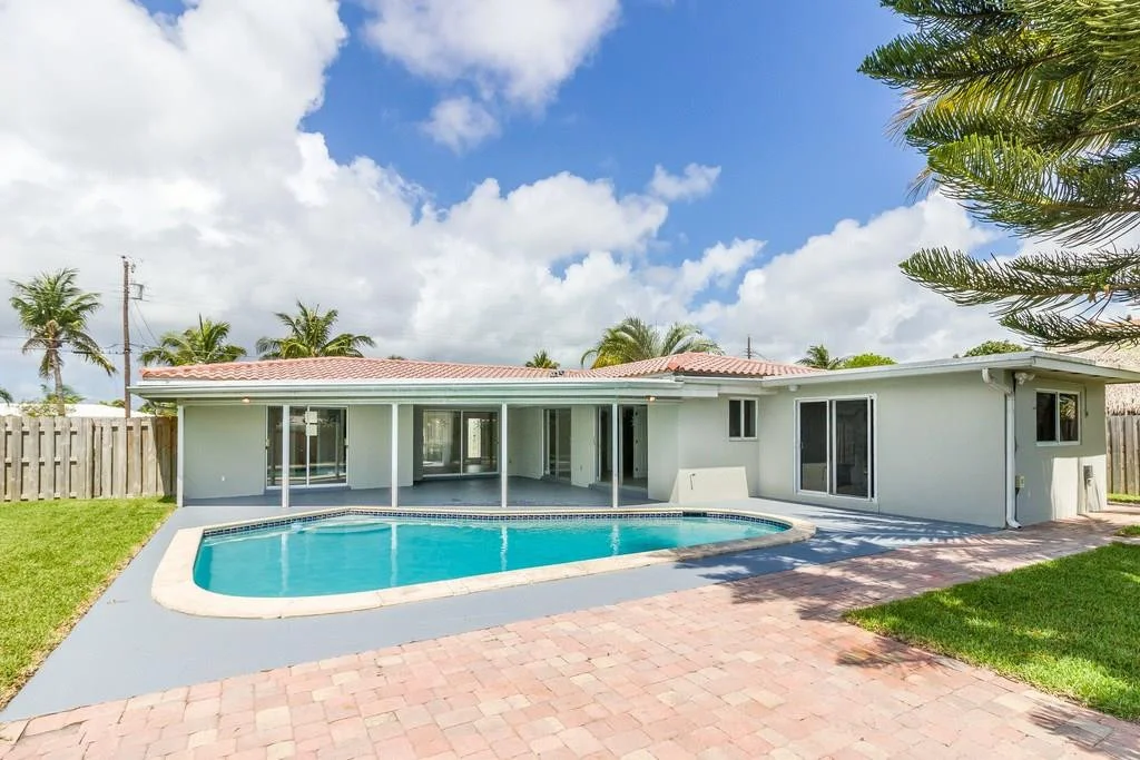 Photo of 440 SE 6th Avenue