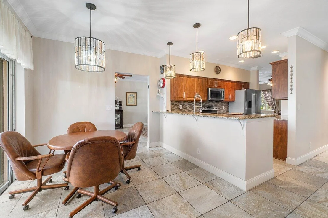 Photo of 10380 Sunstream Lane