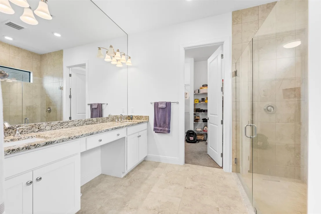 Photo of 15833 Alys Terrace
