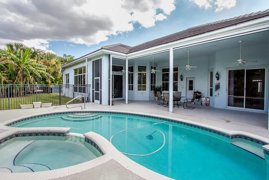 Photo of 17081 Gulf Pine Circle
