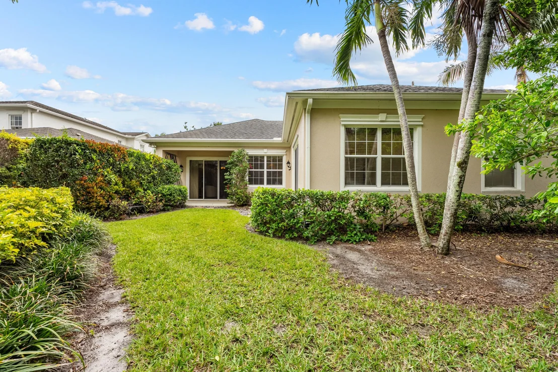 Photo of 326 Caravelle Drive