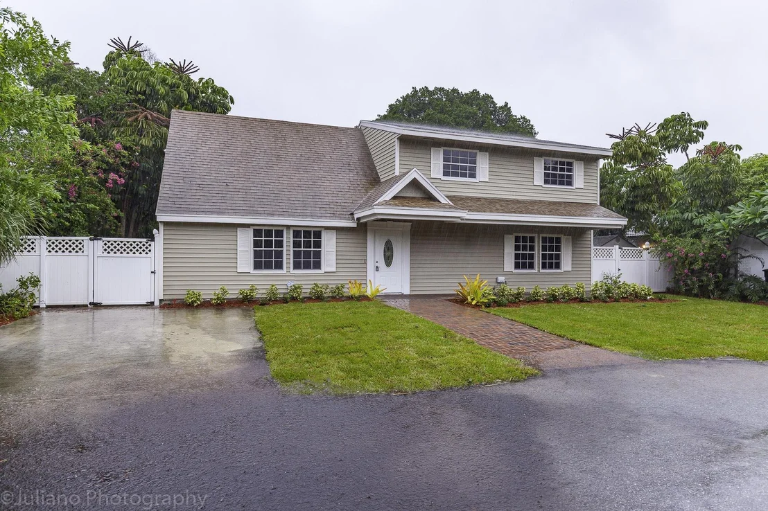 Photo of 1198 NE 3rd Avenue