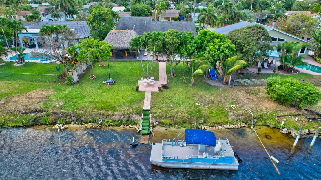 Photo of 147 Oregon Lane