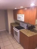 Photo of Unit F502 at 950 Lavers Circle