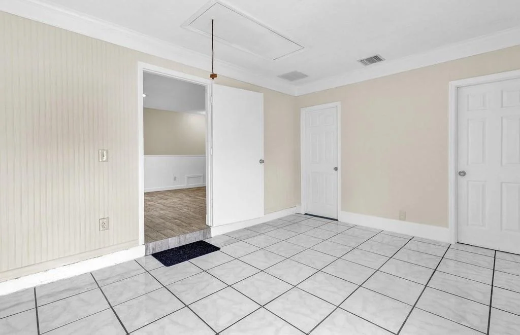 Photo of 291 Easy Street