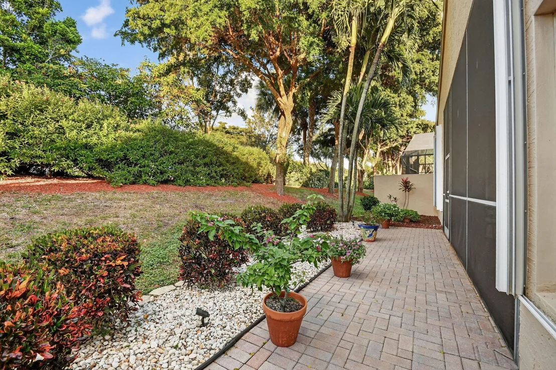 Photo of 7411 Maple Ridge Trail
