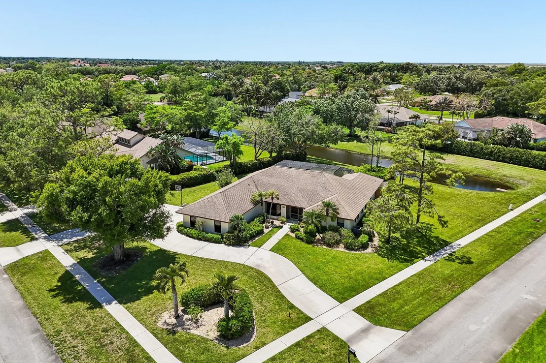 Photo of 15220 Cedar Bluff Place