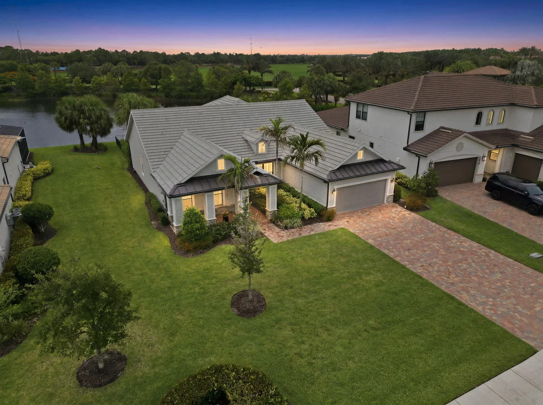 Photo of 208 Sonoma Isles Circle