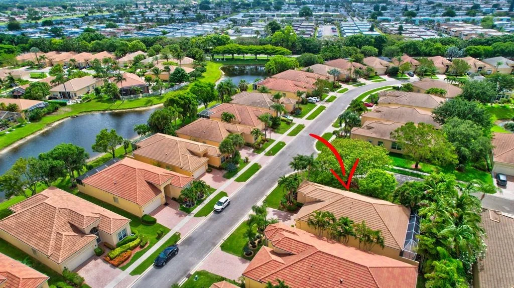 Photo of 7072 Demedici Circle