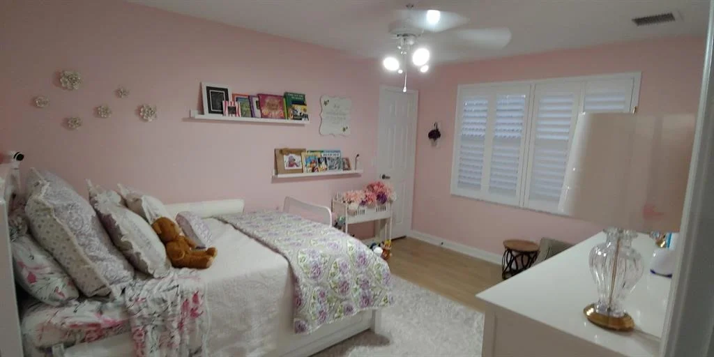 Photo of 4847 N Classical Boulevard