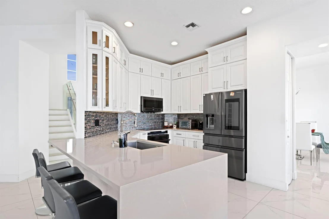 Photo of 22141 Braddock Place