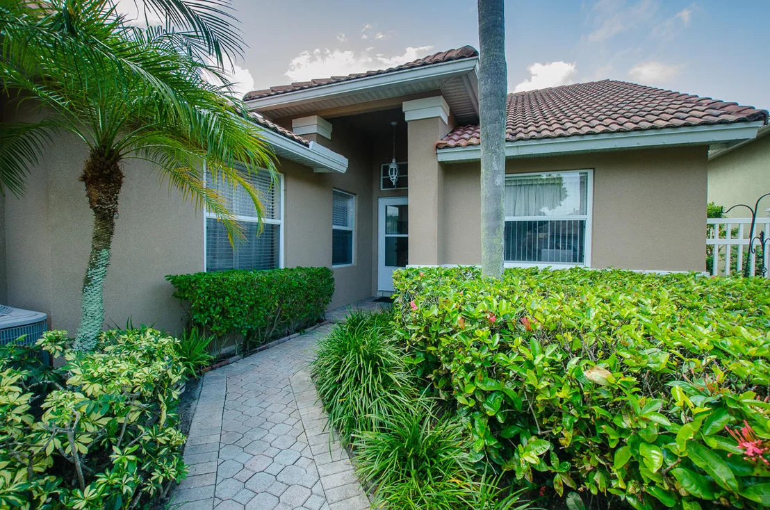 Photo of 5512 Grande Palm Circle