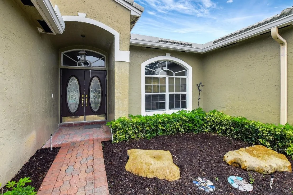 Photo of 18570 Serena Pointe Lane