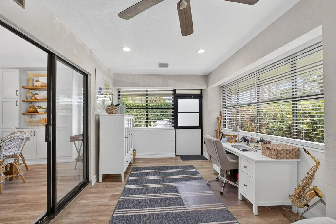 Photo of Unit B at 101 Half Moon Circle