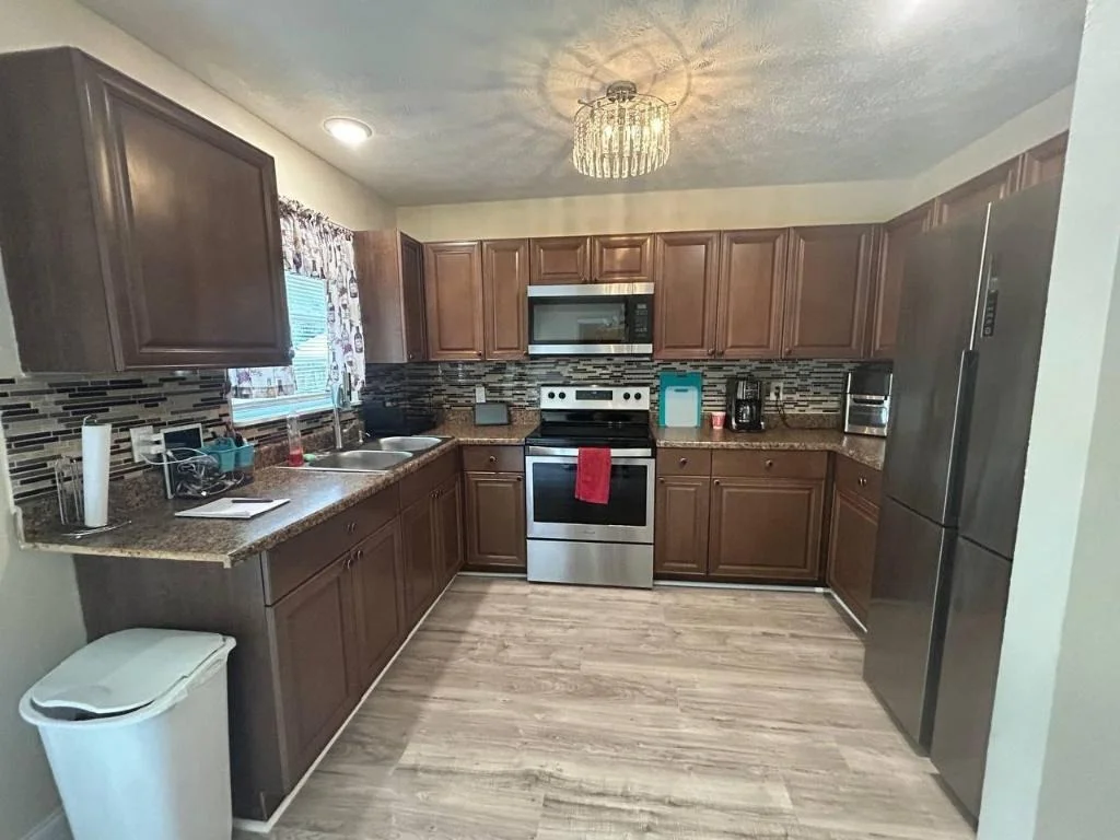 Photo of 5106 Palm Drive