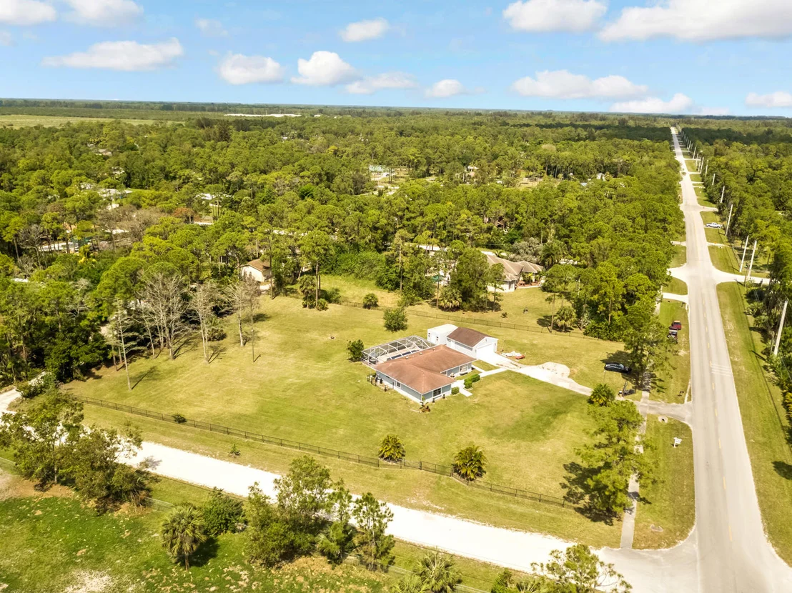 Photo of 4793 Avocado Boulevard