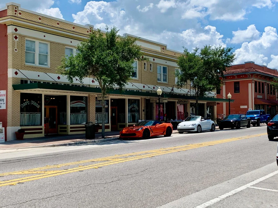 Photo of 415 Mac Lane