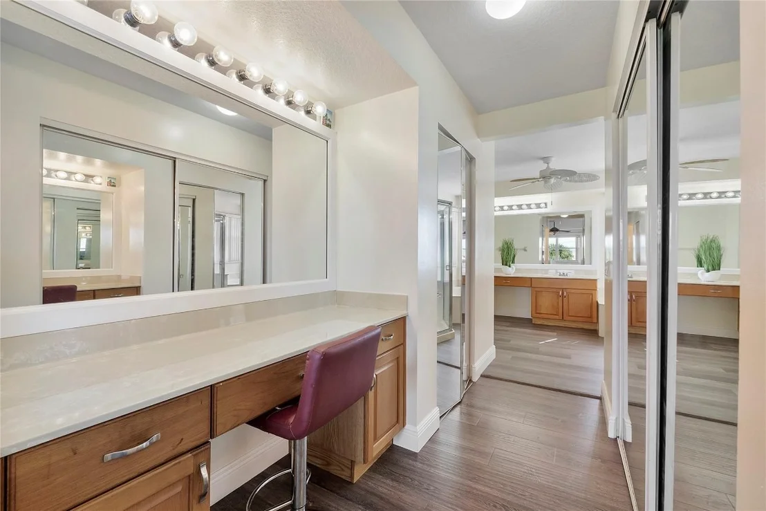 Photo of 3527 Chesapeake Circle