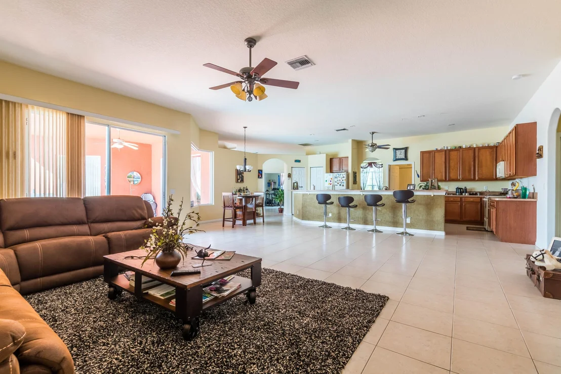 Photo of 833 Cindy Drive