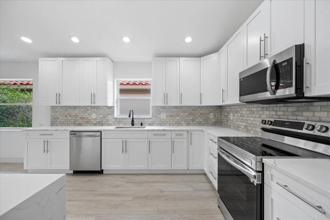 Photo of 6607 Sherbrook Drive