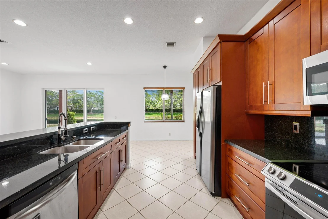 Photo of 886 SUNFLOWER Circle