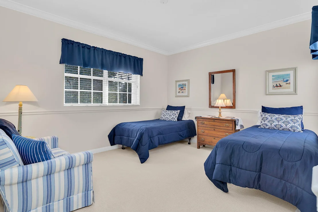 Photo of 216 Barbados Drive