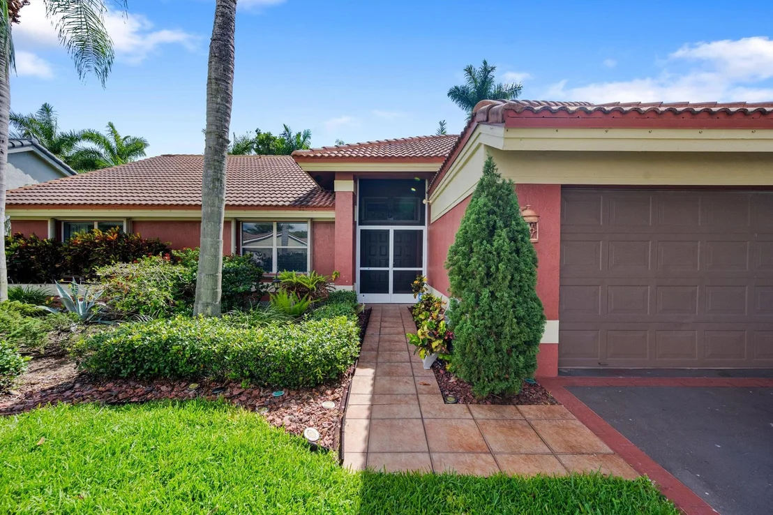 Photo of 6572 Brookhurst Circle