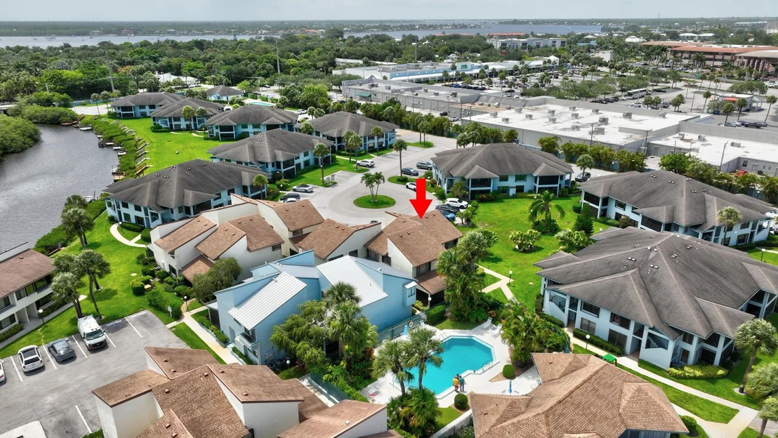 Photo of Unit TH128 at 950 S Kanner Highway