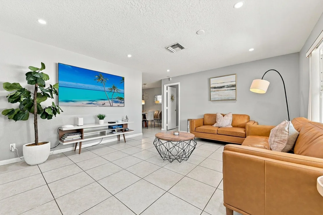 Photo of 5660 Lee Drive