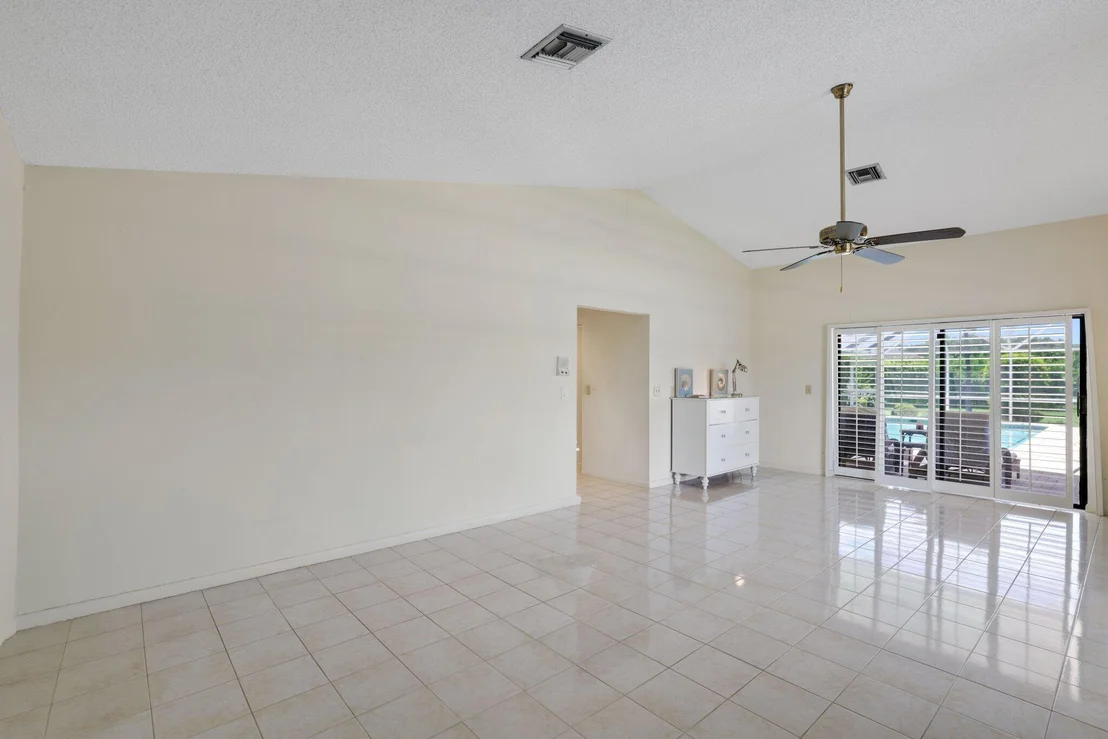 Photo of 970 Orchid Lane
