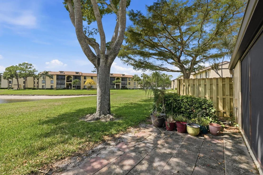 Photo of Unit F at 809 Sky Pine Way