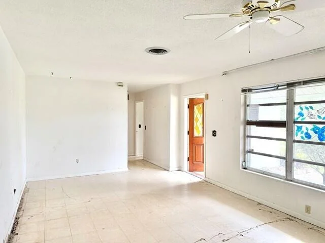 Photo of 2400 Bimini Drive