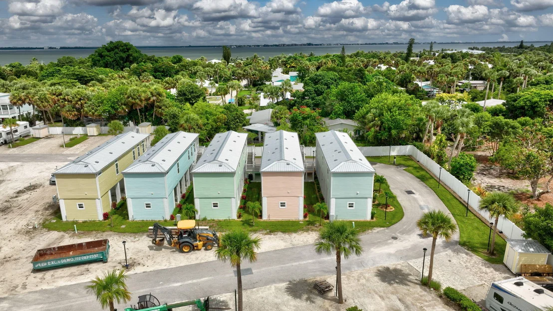 Photo of 300 NE Coastal Drive