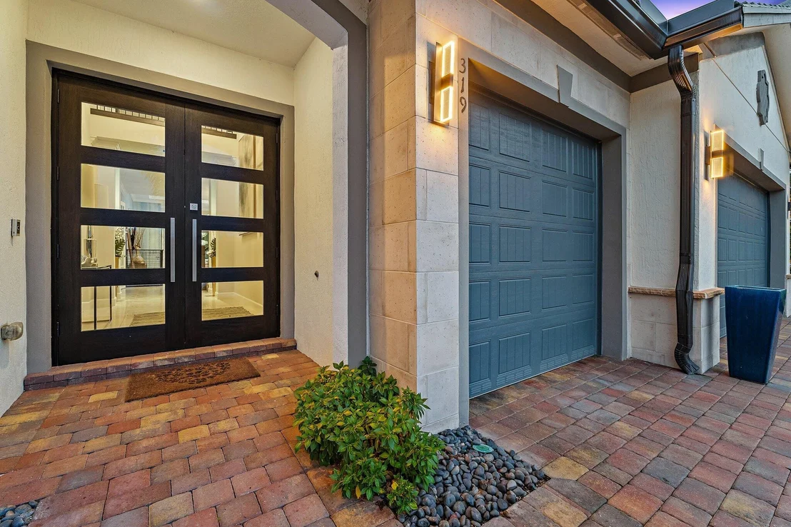 Photo of 319 Sonoma Isles Circle