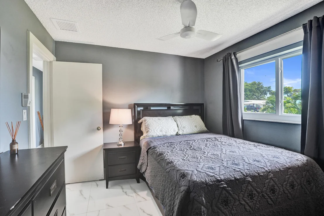Photo of 307 SE 14th Place