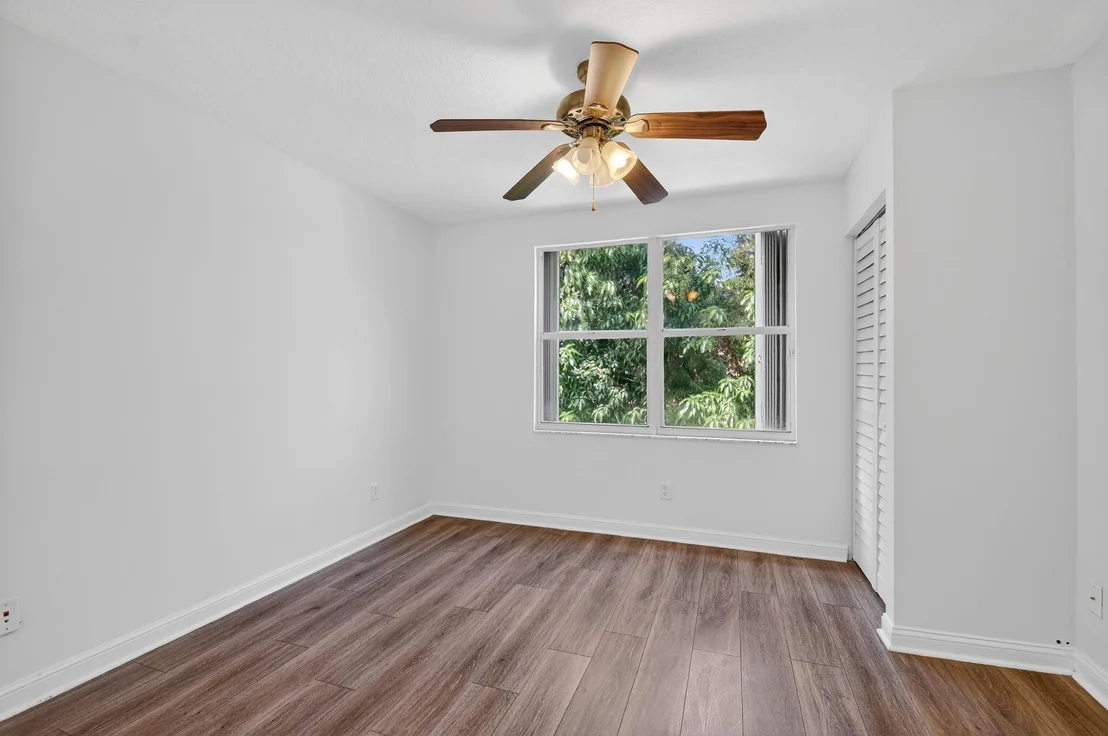 Photo of 4795 S Classical Boulevard