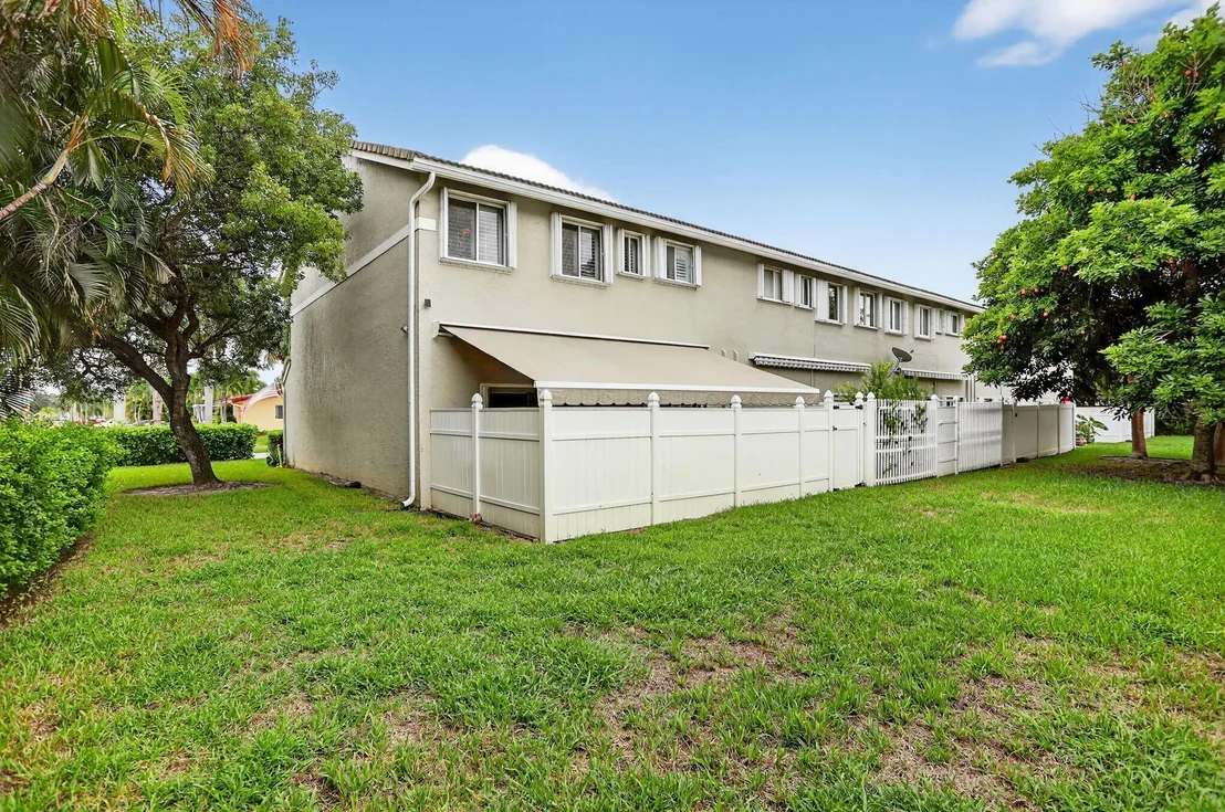 Photo of Unit A at 5420 Pointe Villa Drive