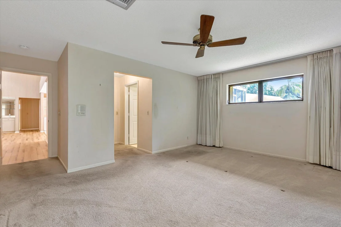 Photo of 4890 Pine Tree Drive