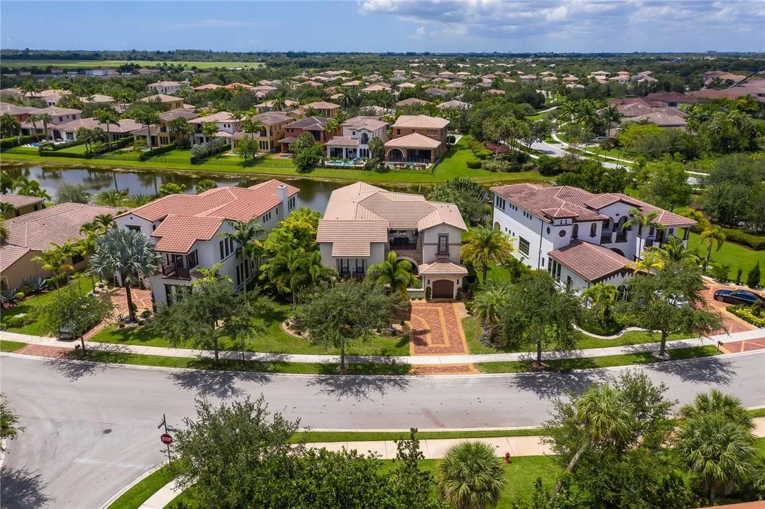 Photo of 9640 Eden Manor