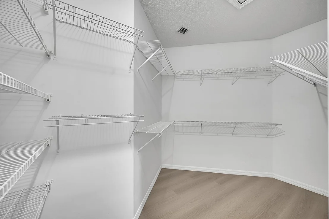 Photo of 6141 Heliconia Road