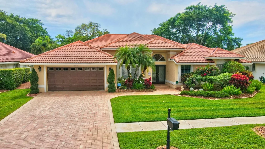 Photo of 10423 Canoe Brook Circle