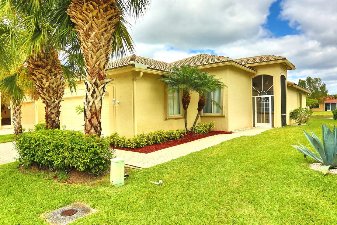 Photo of 9127 Bay Point Circle