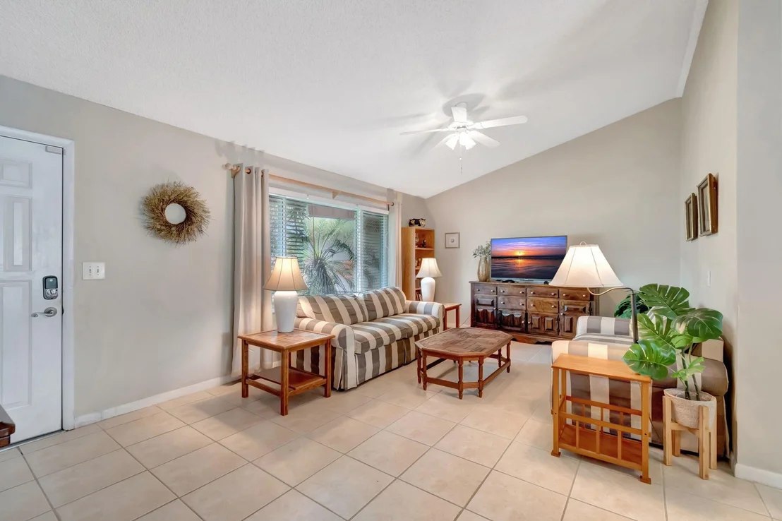 Photo of 50 Cedar Circle