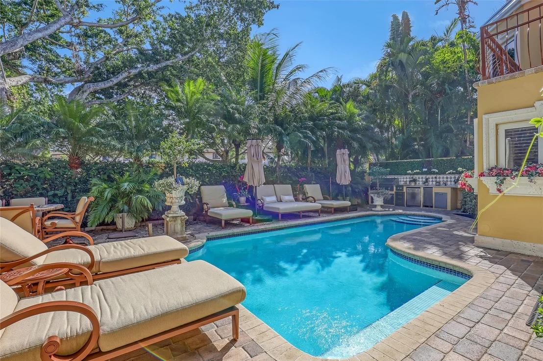 Photo of 3594 Ensign Circle