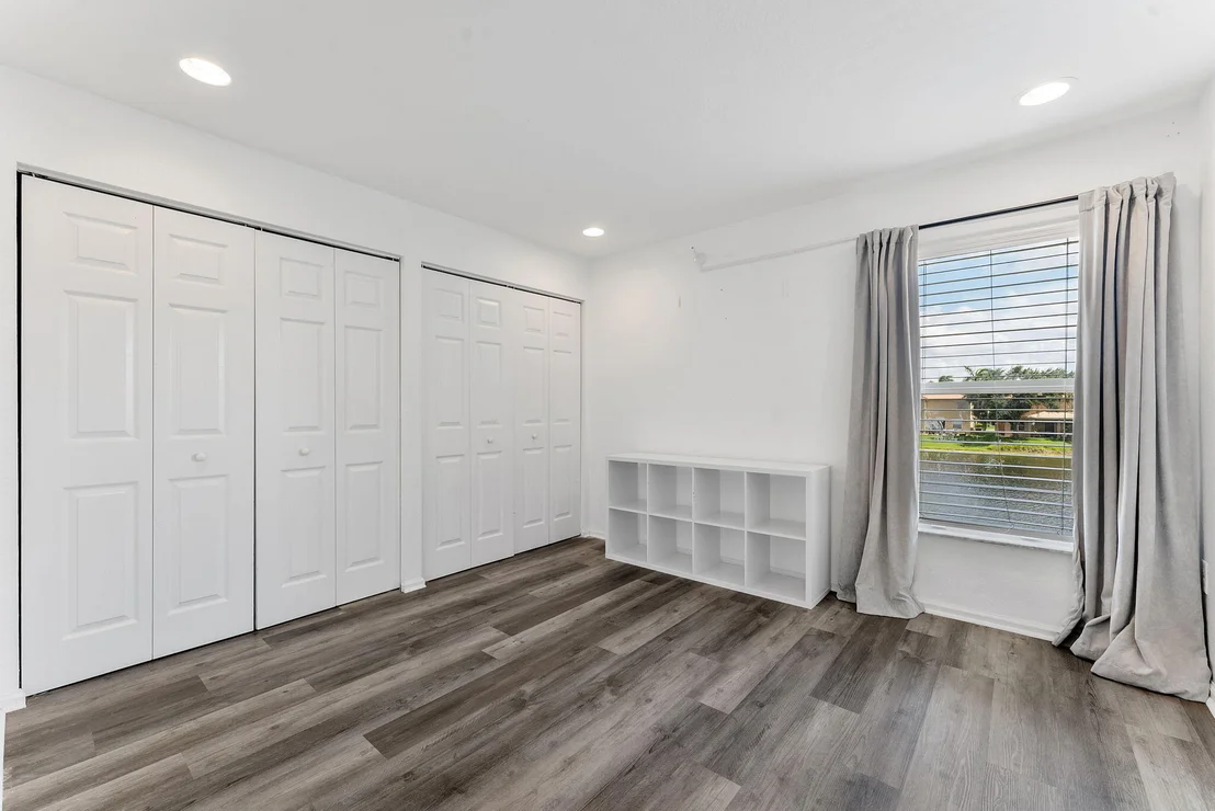Photo of 7942 Parsons Pine Drive