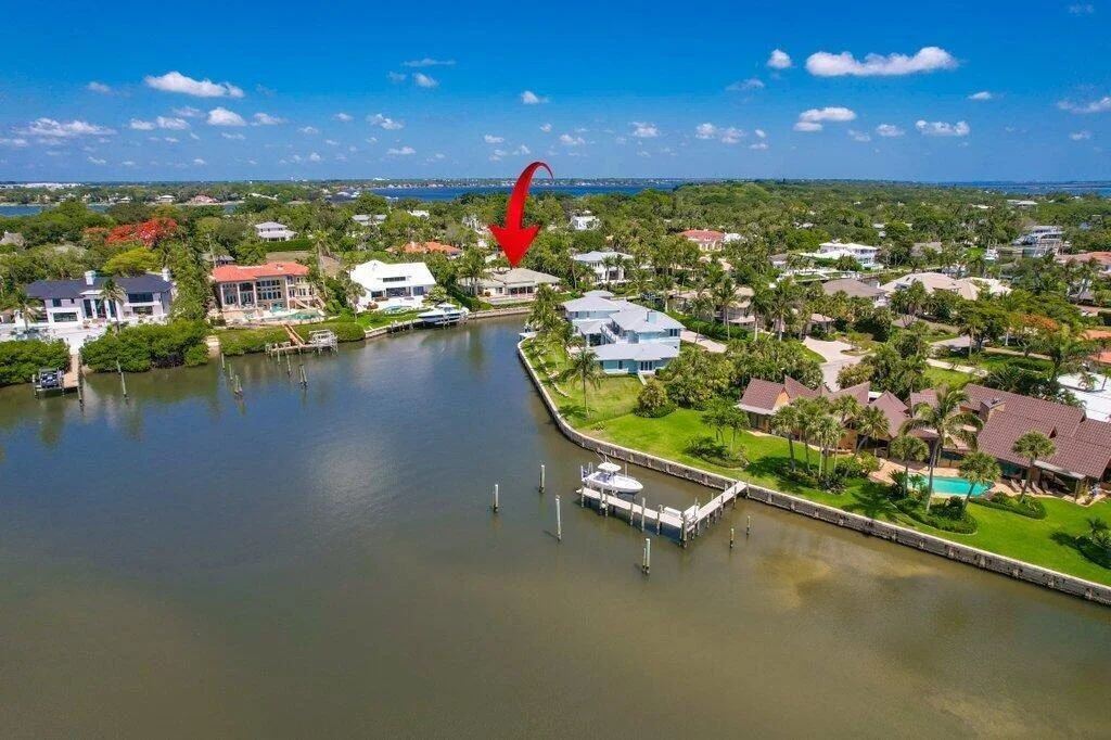 Photo of 16 E High Point Road