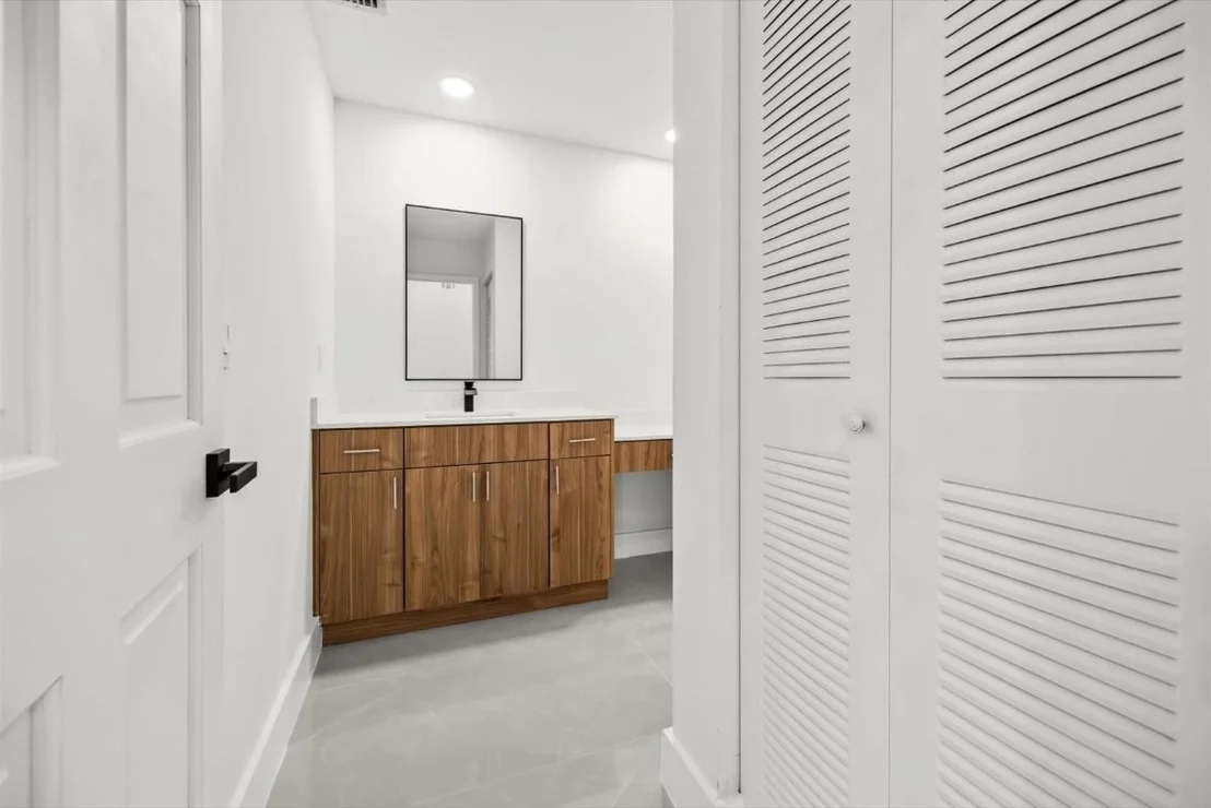Photo of 9791 Sun Pointe Drive