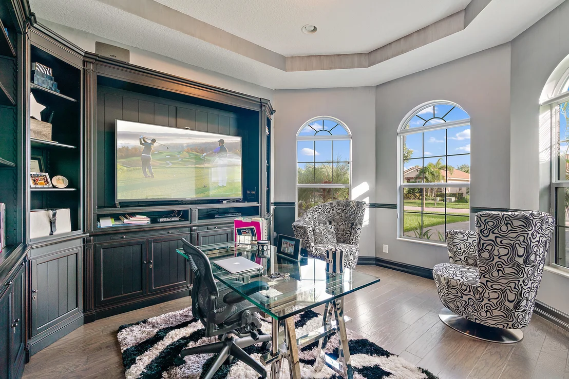 Photo of 279 Carina Drive