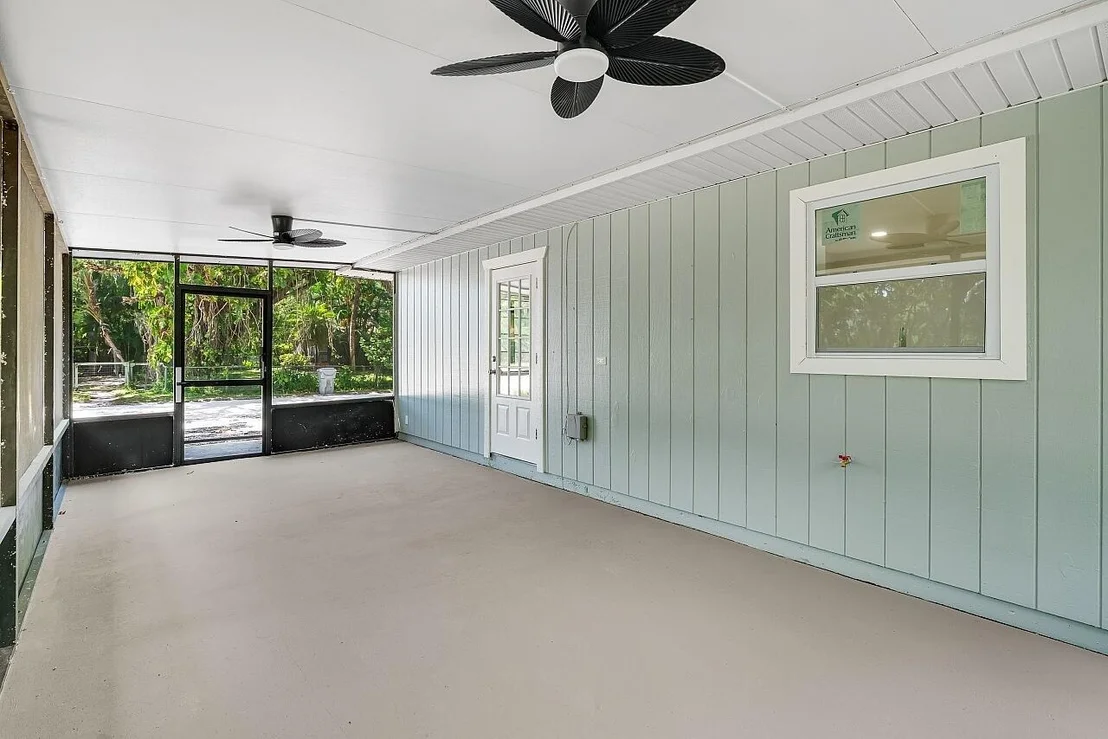 Photo of 10 47th Avenue